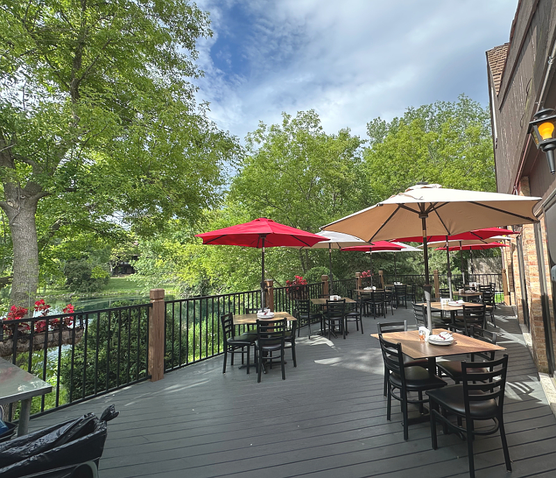 Joanie's Pizzeria of Long Grove
