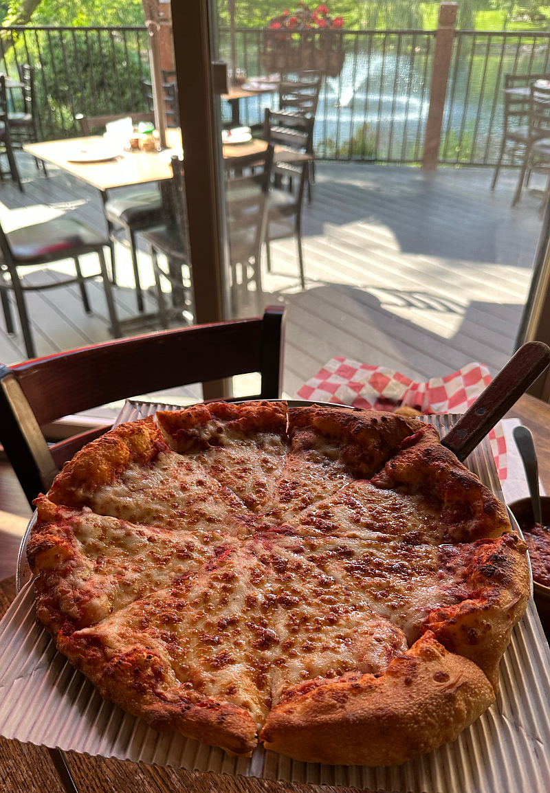 Joanie's Pizzeria of Long Grove